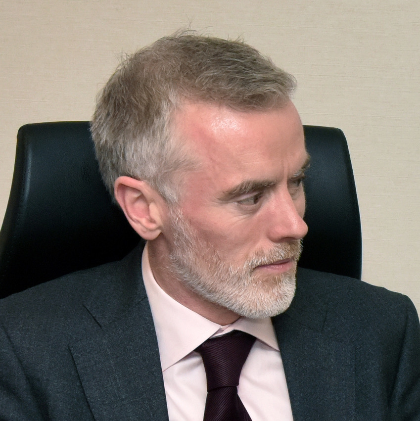 Paul Woods Bio Photo